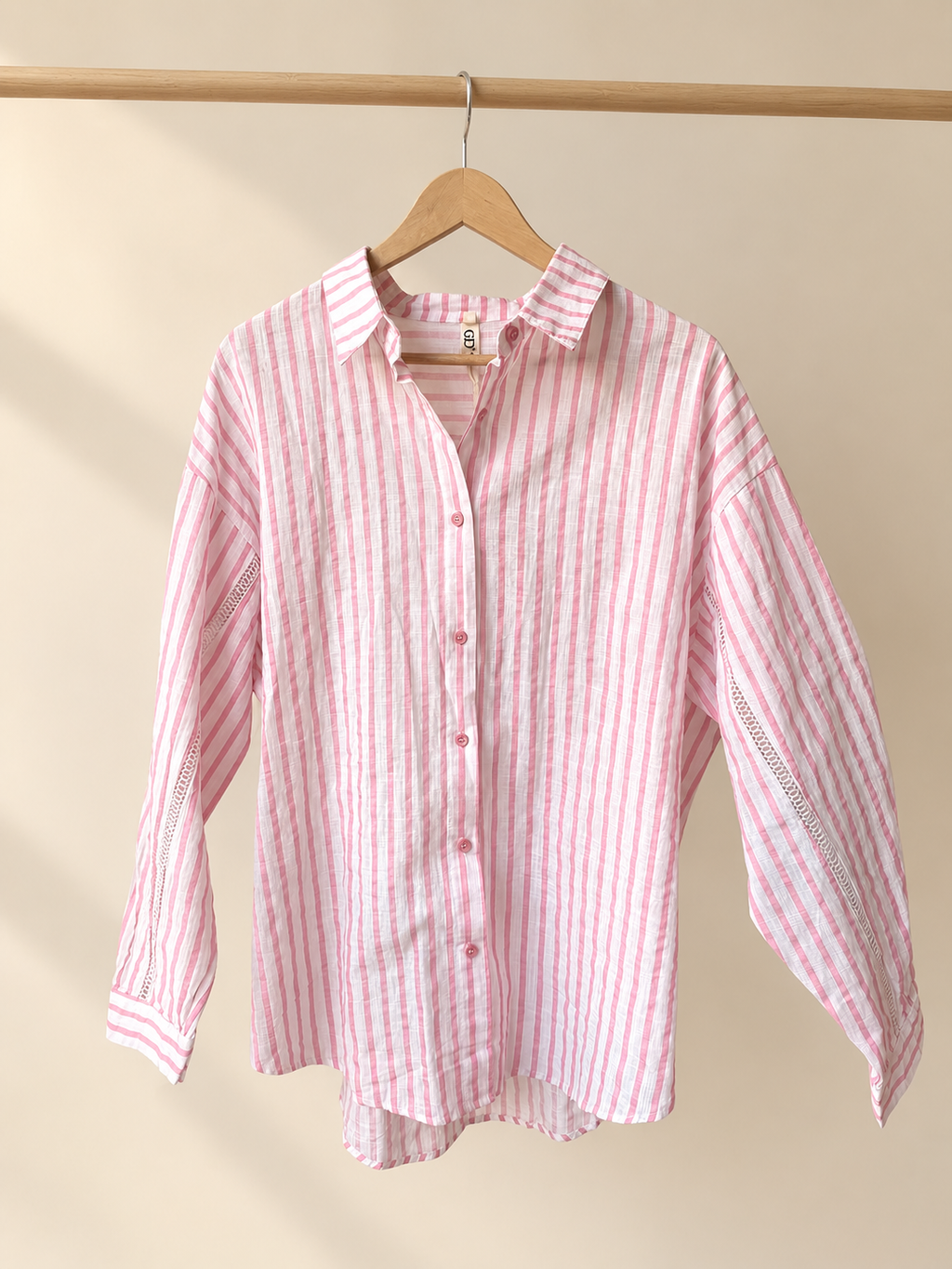 Chemise Rayée Blanche & Rose – 100 % Coton