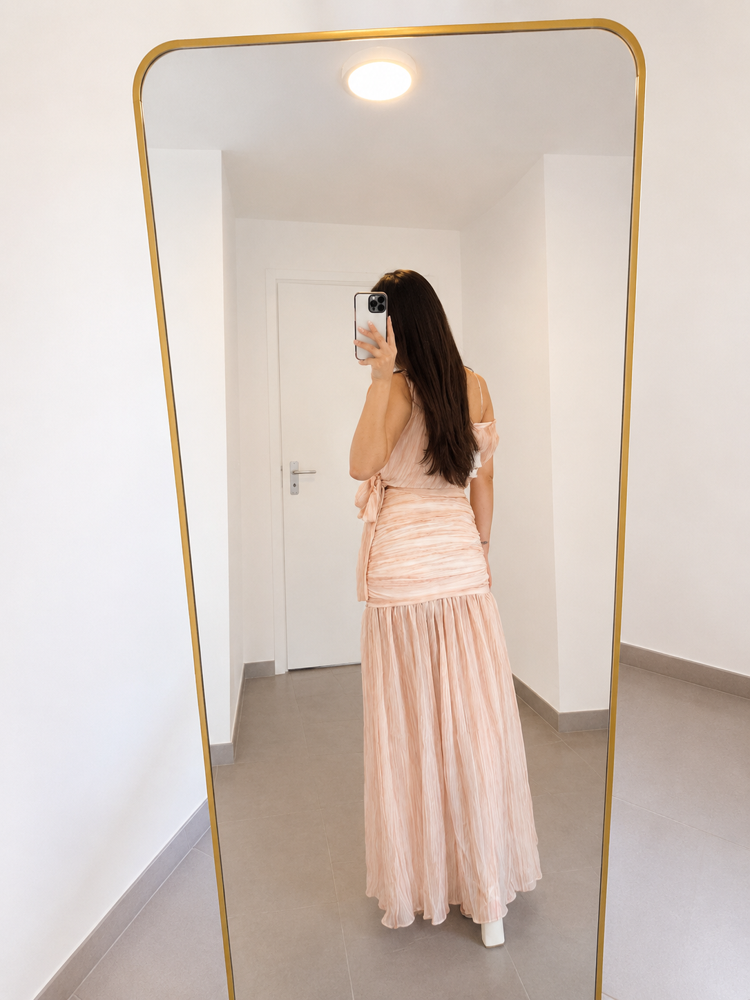 Ensemble Maxi Rose Poudré – Top Épaule Dénudée & Jupe Fluide