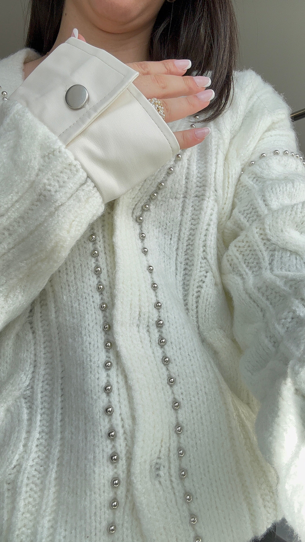 Cardigan Couture en Maille Blanc - Finitions Simili cuir